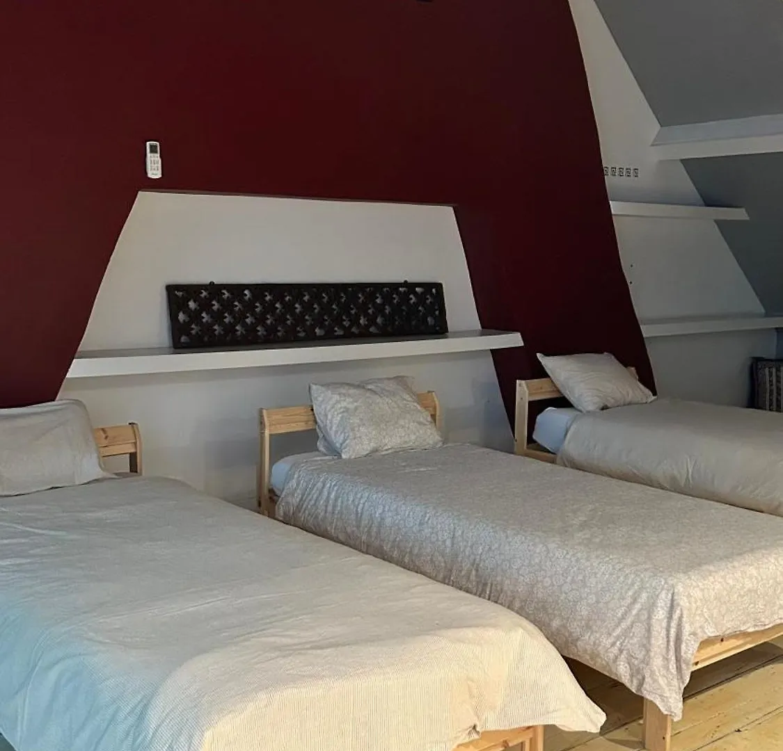 הוילה House Of Antwerp- 4Bdr W Private Garden בית נופש אנטוורפן
